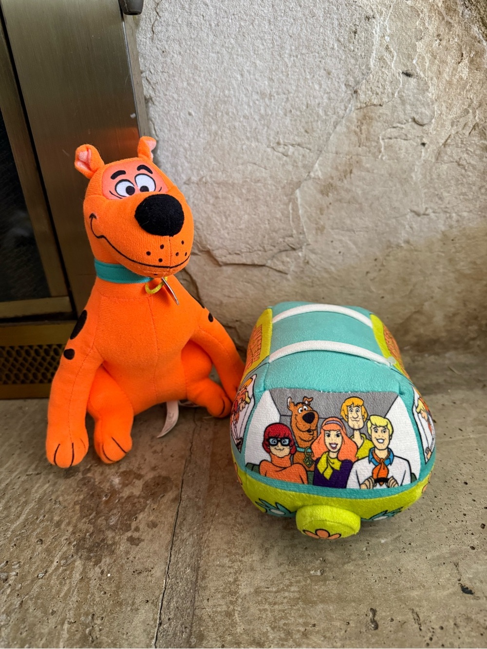 Scooby-Doo Inspired Orange Plush and Teal Mystery Van Toy Set